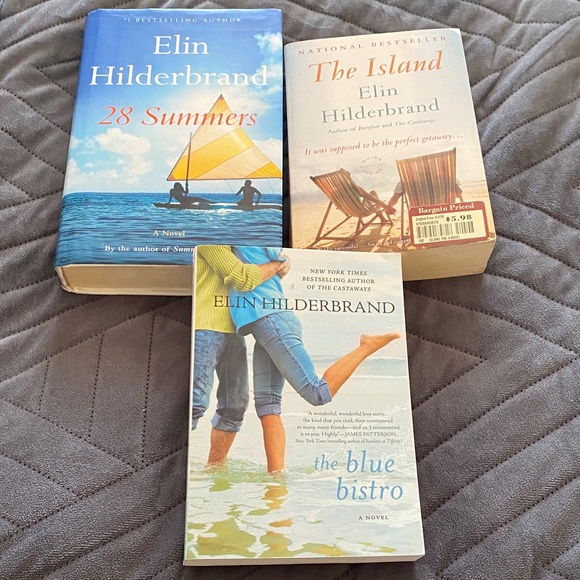 Hilderbrand Other - Coastal Fiction Collection - Blue & Cream Covers